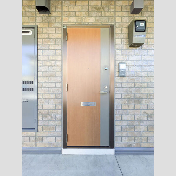 玄関 (玄関ドア)