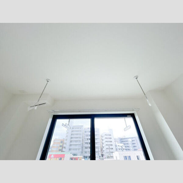 その他 (室内物干し)