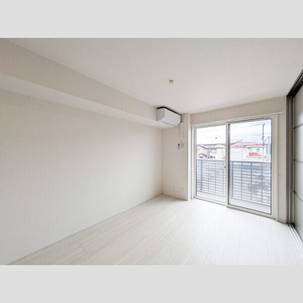 居室・リビング (リビング(別角度))