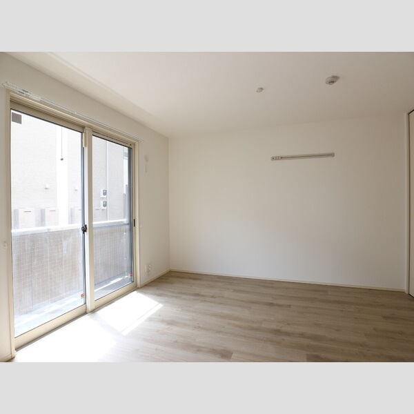 その他 (洋室(別角度))