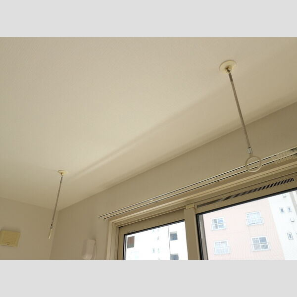 その他 (室内物干し)