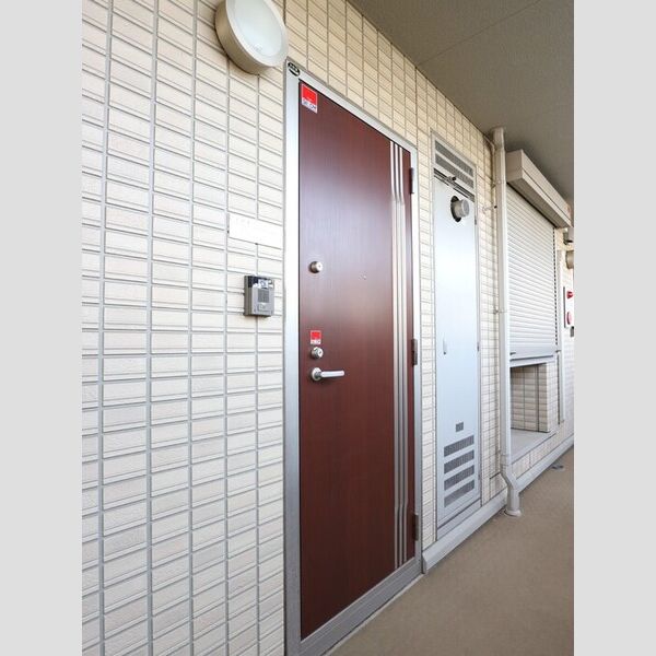 玄関 (玄関ドア)