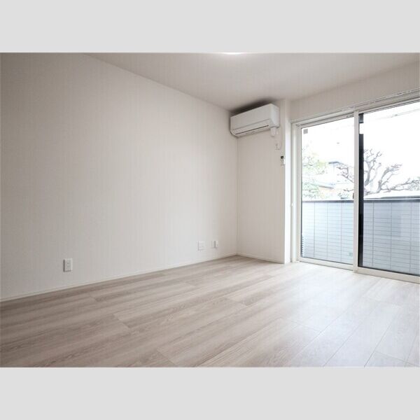 居室・リビング (リビング(別角度))