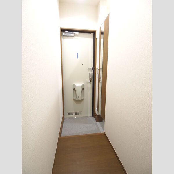 玄関 (玄関)