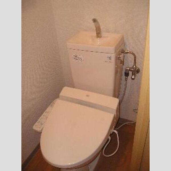 トイレ (温水洗浄便座)