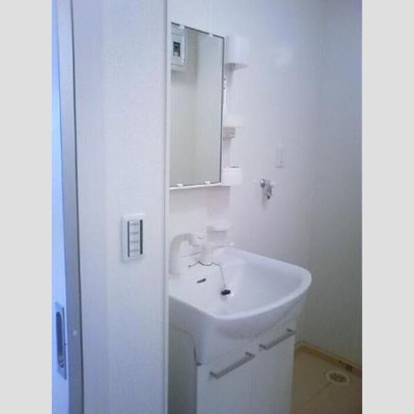 洗面所 (グラシューズ305洗髪洗面台)