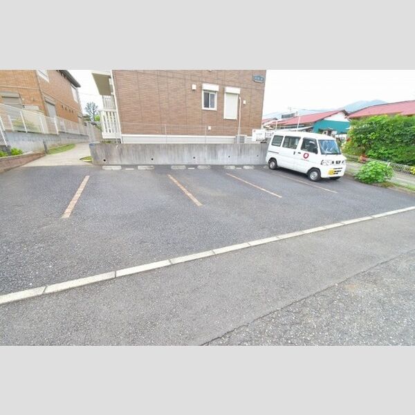 駐車場 (駐車場)