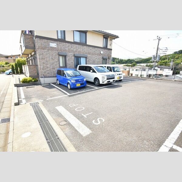 駐車場 (駐車場)