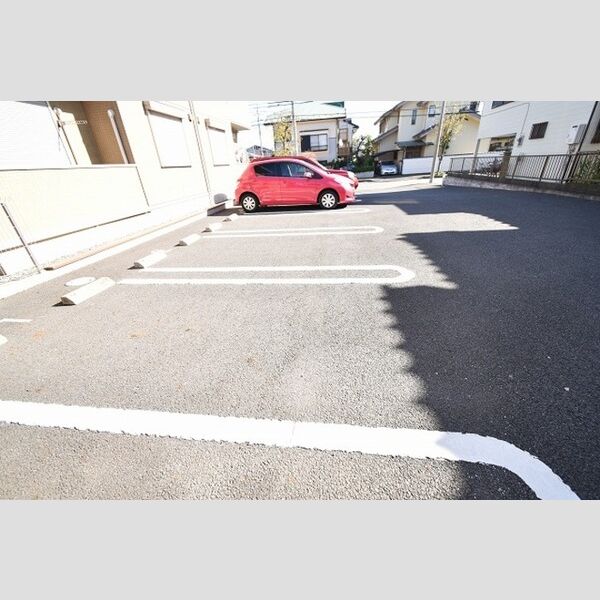 駐車場 (駐車場)