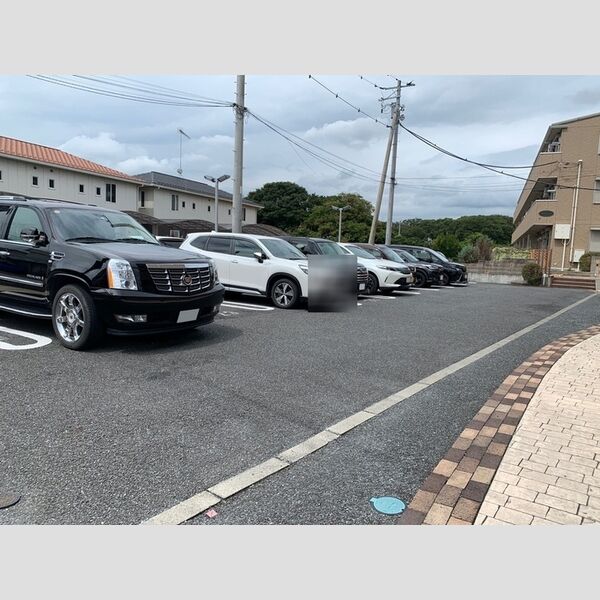 駐車場 (駐車場)