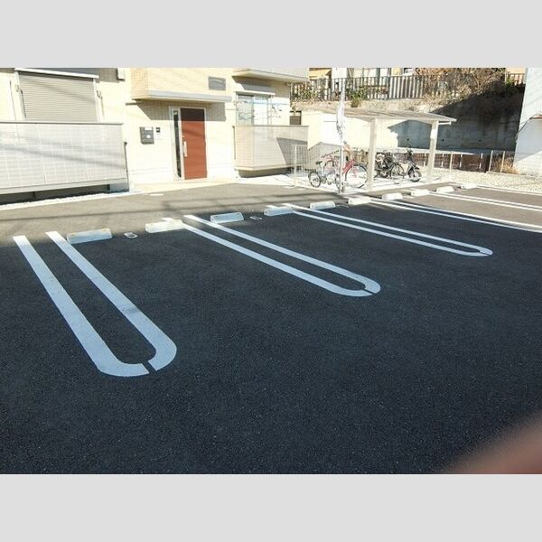 駐車場 (駐車場)