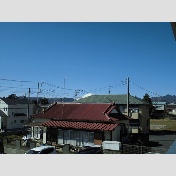 現地周辺 (♪お天気のいい日は富士山が望めます♪)