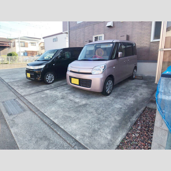 駐車場 (駐車場)