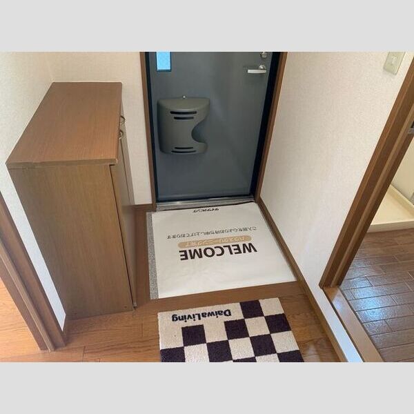玄関 (玄関)