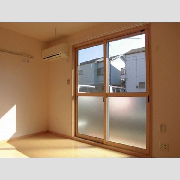 その他 (♪前面に建物が無く明るいお部屋ですよ♪)