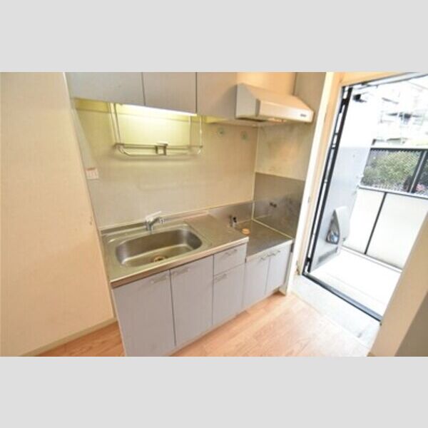 キッチン (キッチン)