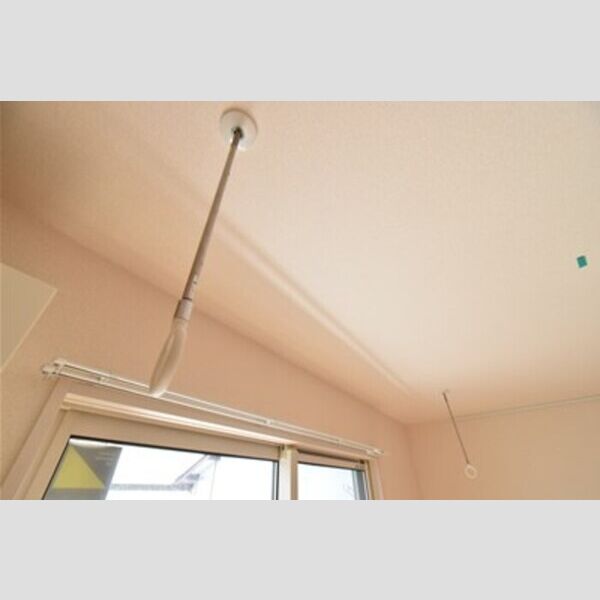 その他 (室内物干し)