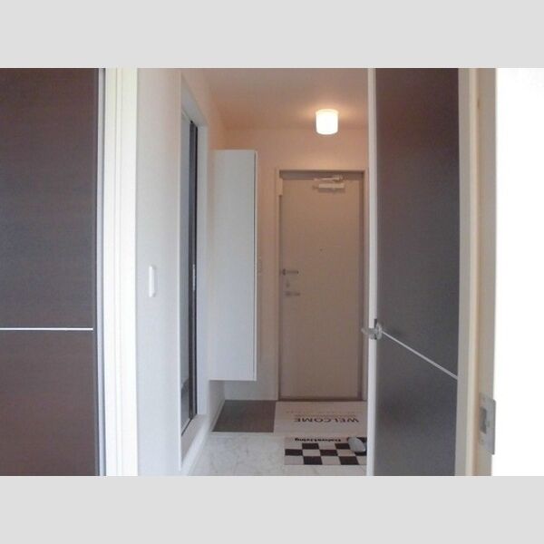 玄関 (■玄関と下駄箱です■)