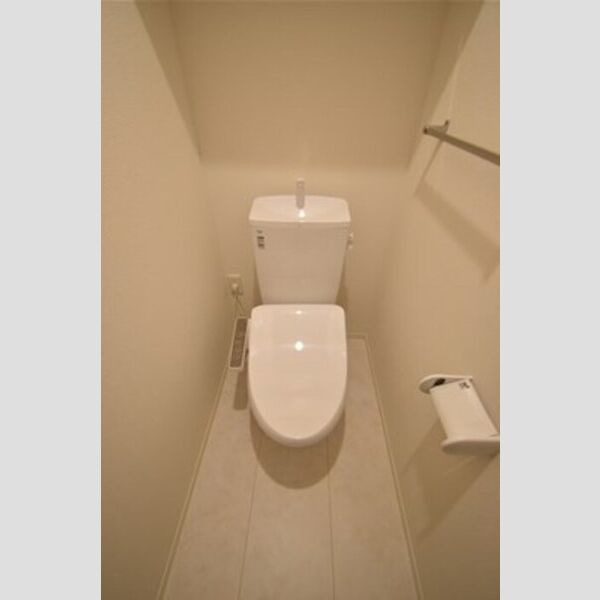 トイレ (温水洗浄便座)