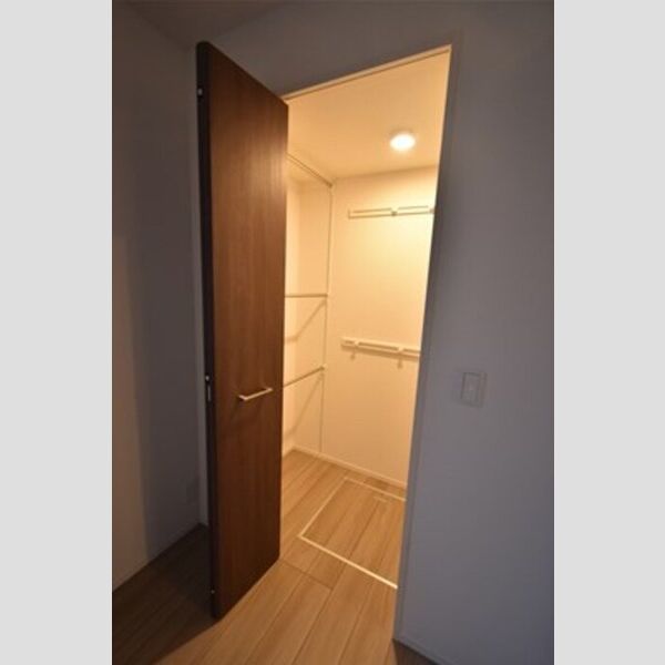 収納 (ウォークインクローゼット)