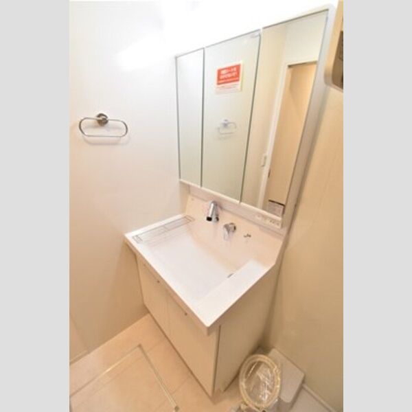 洗面所 (洗面化粧台)