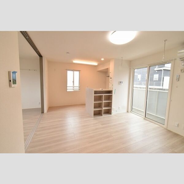 居室・リビング (リビングダイニングと居室)