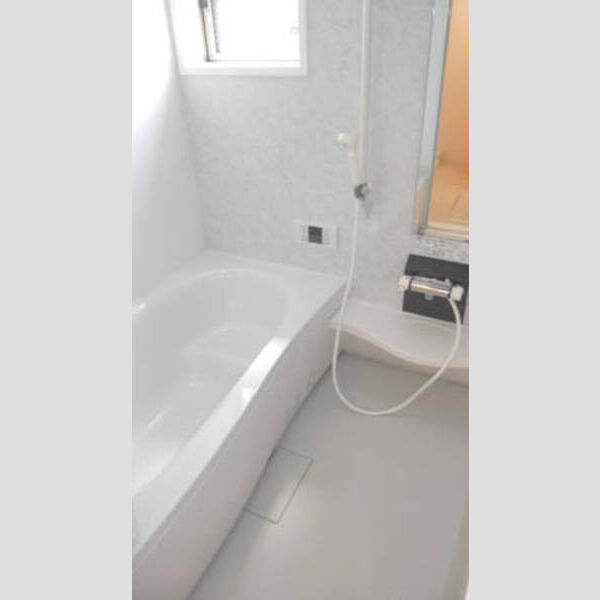 バス (一坪バス)