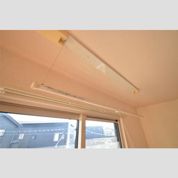 その他 (室内物干し)