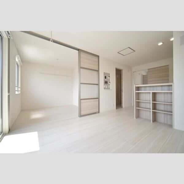 居室・リビング (リビングダイニングと居室)