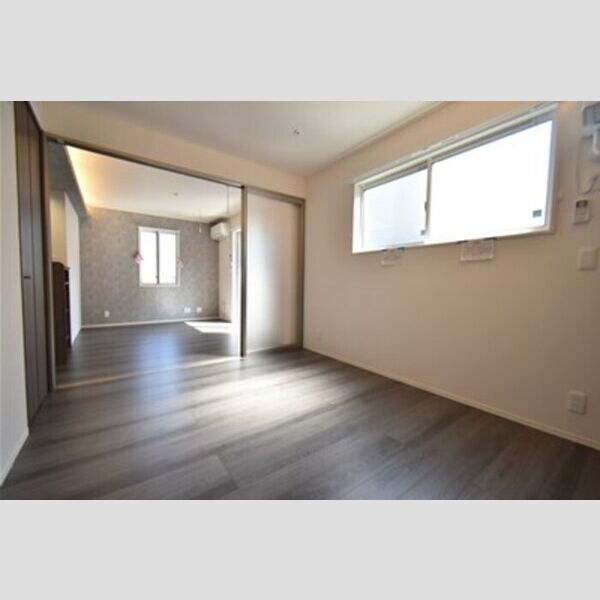 その他 (居室とリビングダイニング)