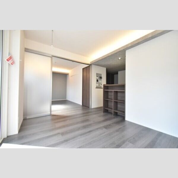 居室・リビング (リビングダイニングと居室)