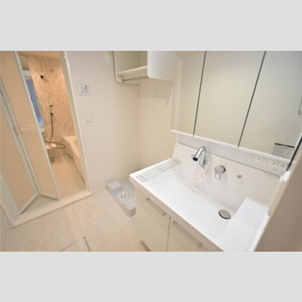 洗面所 (洗面室)