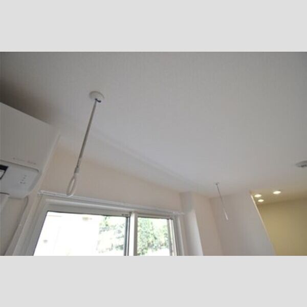 その他 (室内物干し)