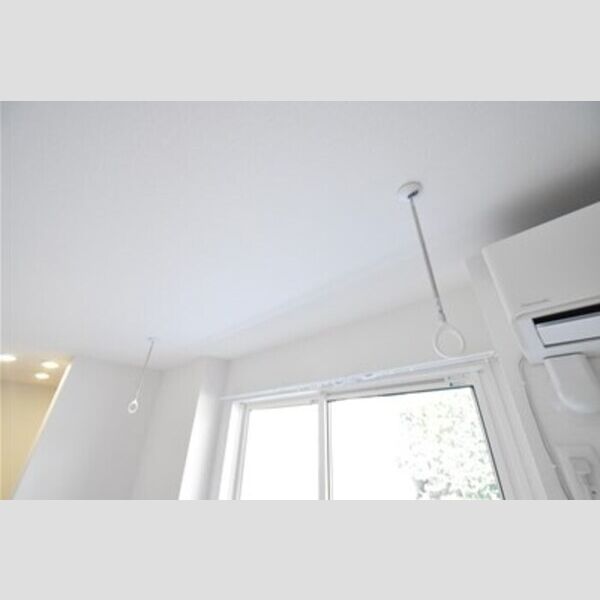 その他 (室内物干し)