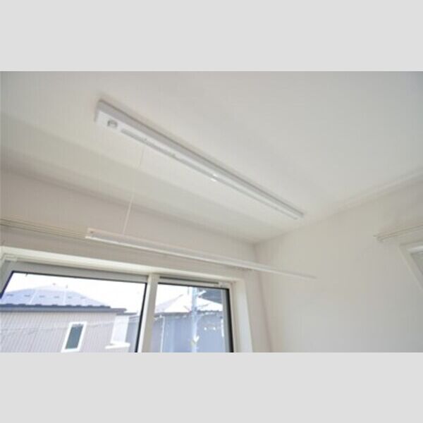 その他 (室内物干し)