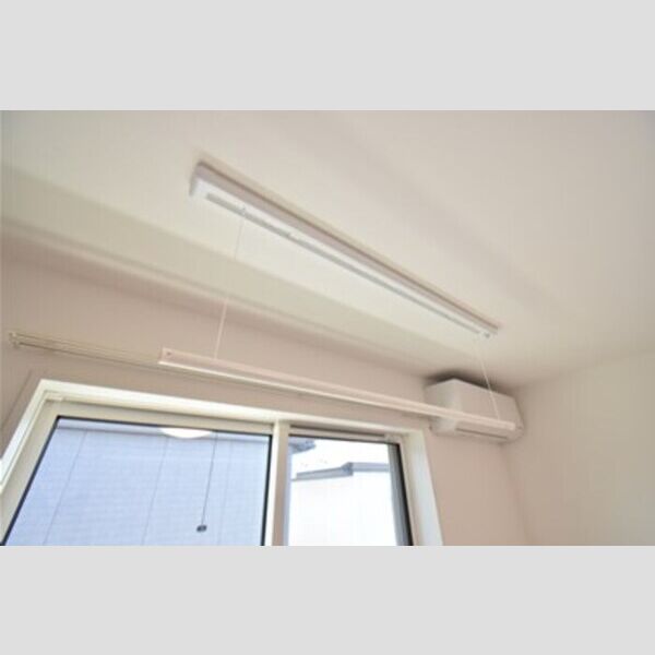 その他 (室内物干し)