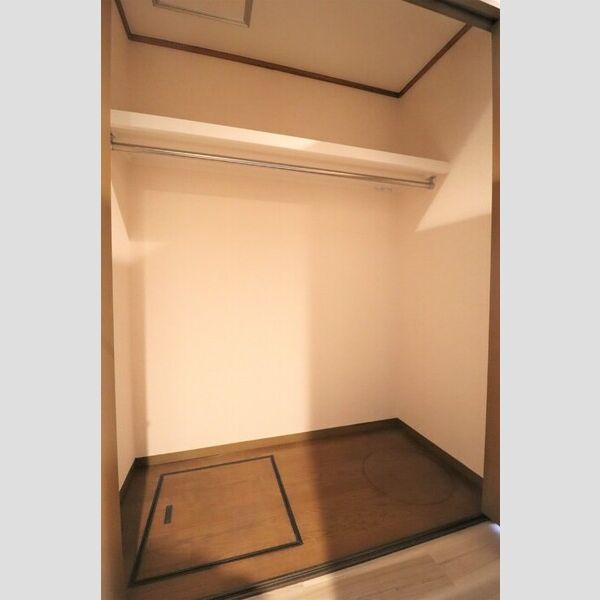 収納 (クローゼット)