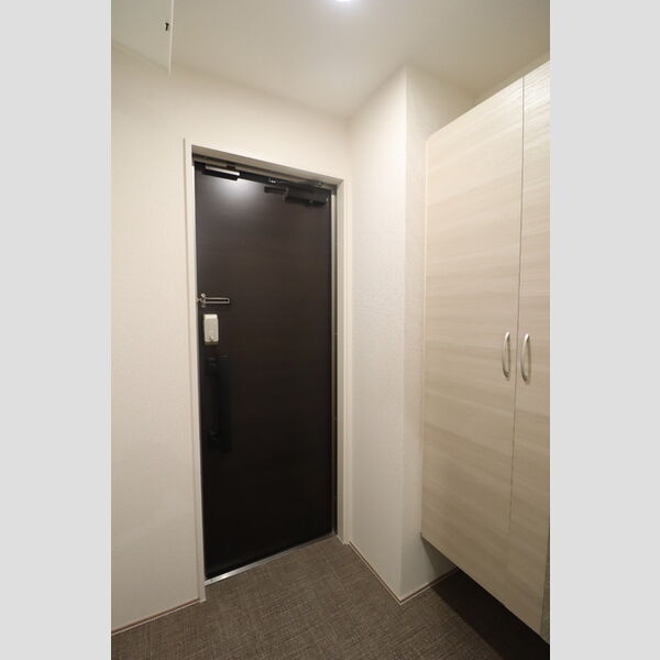 玄関 (玄関)