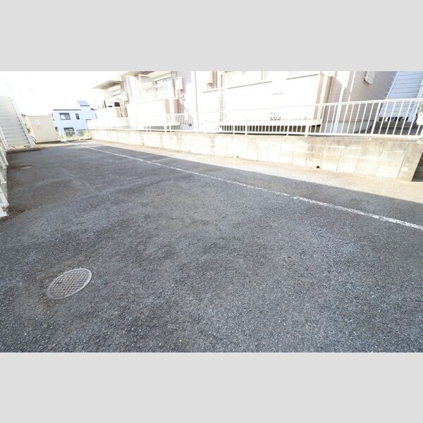 駐車場 (駐車場)