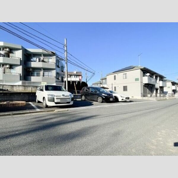 駐車場 (駐車場)