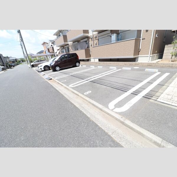 駐車場 (駐車場)