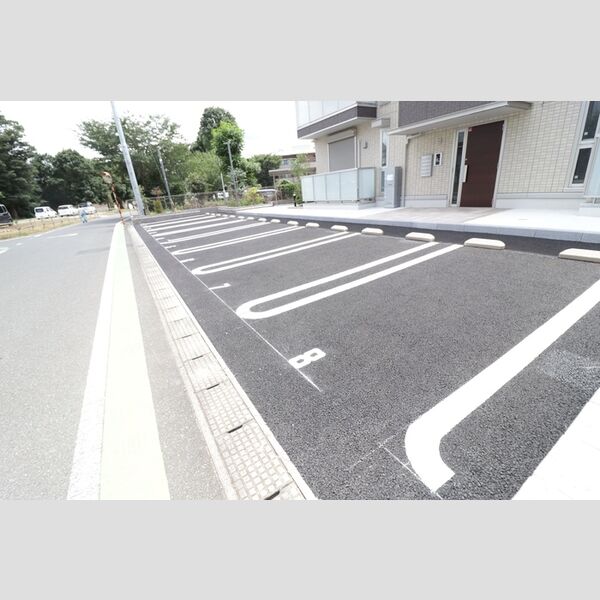 駐車場 (駐車場)