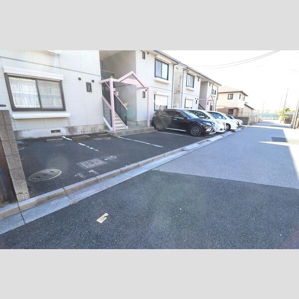 駐車場 (駐車場)