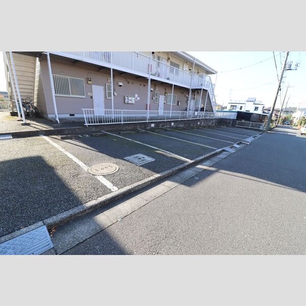 駐車場 (駐車場)