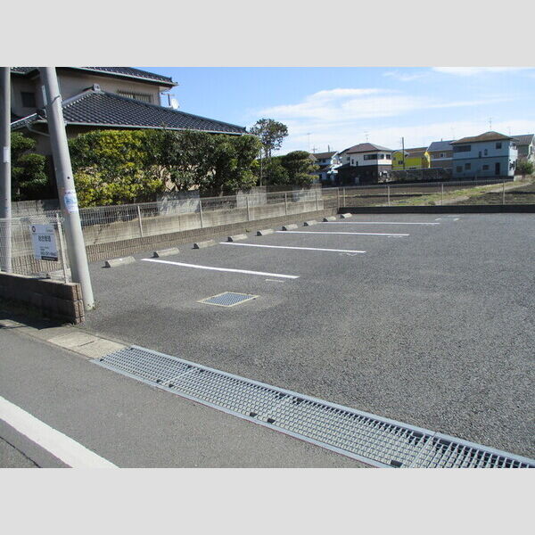 駐車場 (駐車場)