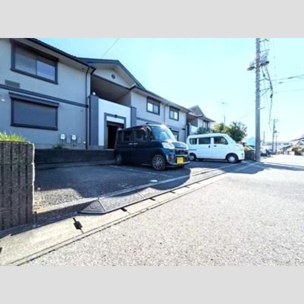駐車場 (駐車場)