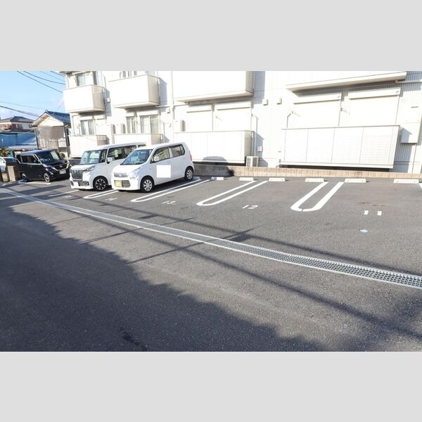 駐車場 (駐車場)