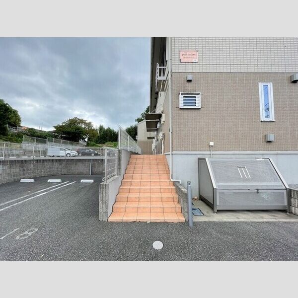 エントランス (エントランス)