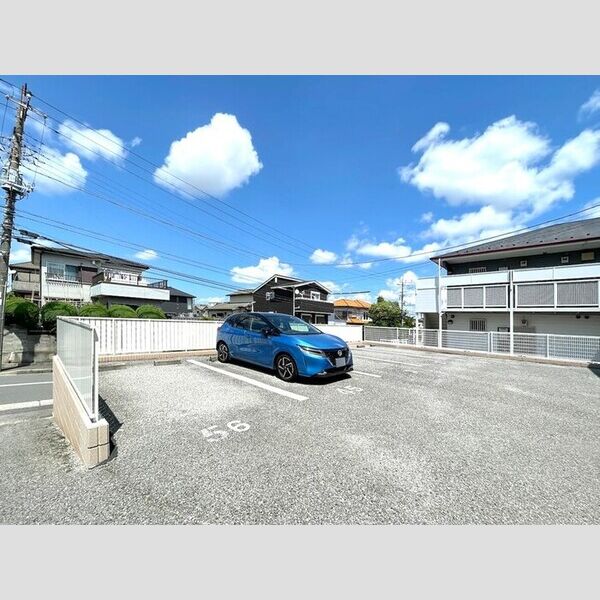 駐車場 (駐車場)