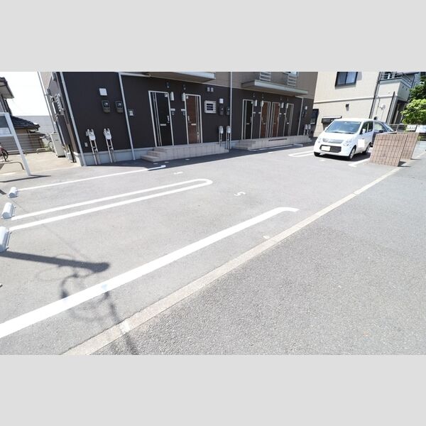 駐車場 (駐車場)